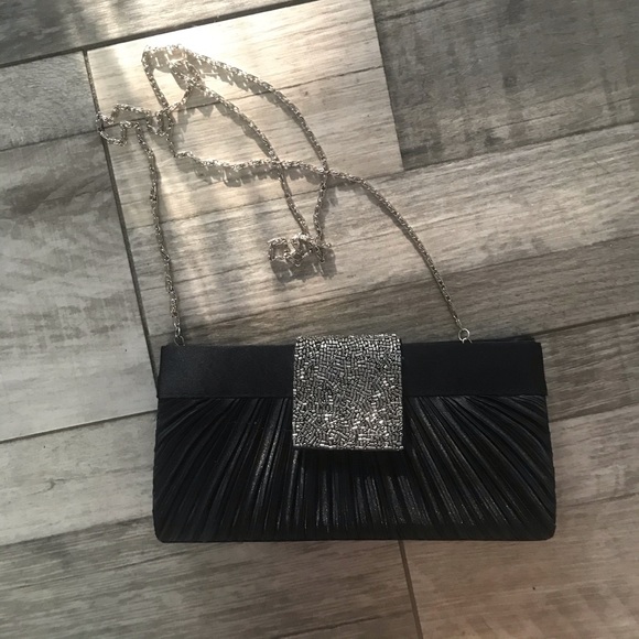 Black and Silver Formal Crossbody Clutch - Picture 2 of 8